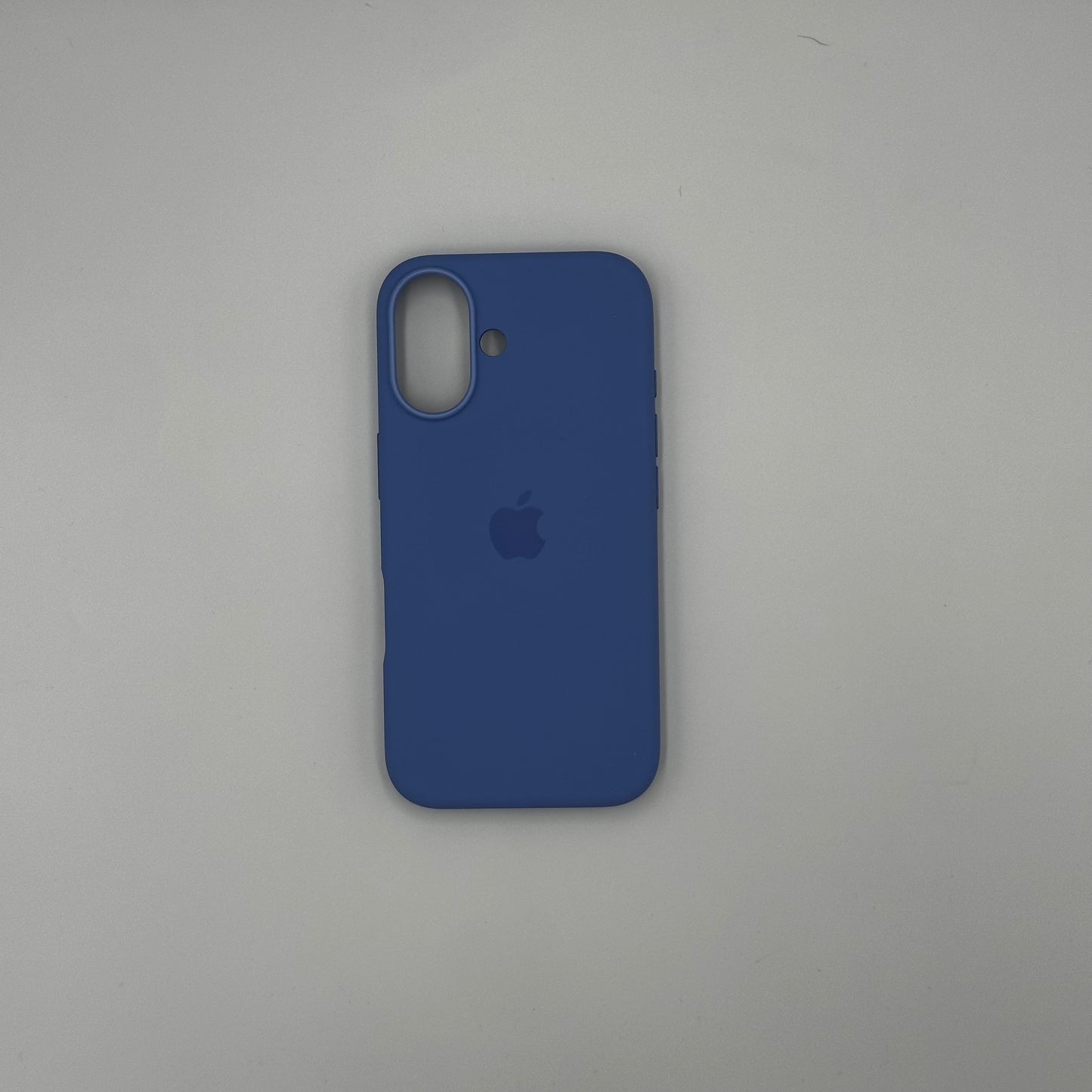 Silicone Case with MagSafe - iPhone 16 , 16 Pro, 16 Pro max and Plus