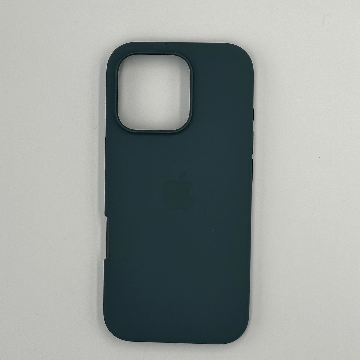 Silicone Case with MagSafe - iPhone 16 , 16 Pro, 16 Pro max and Plus