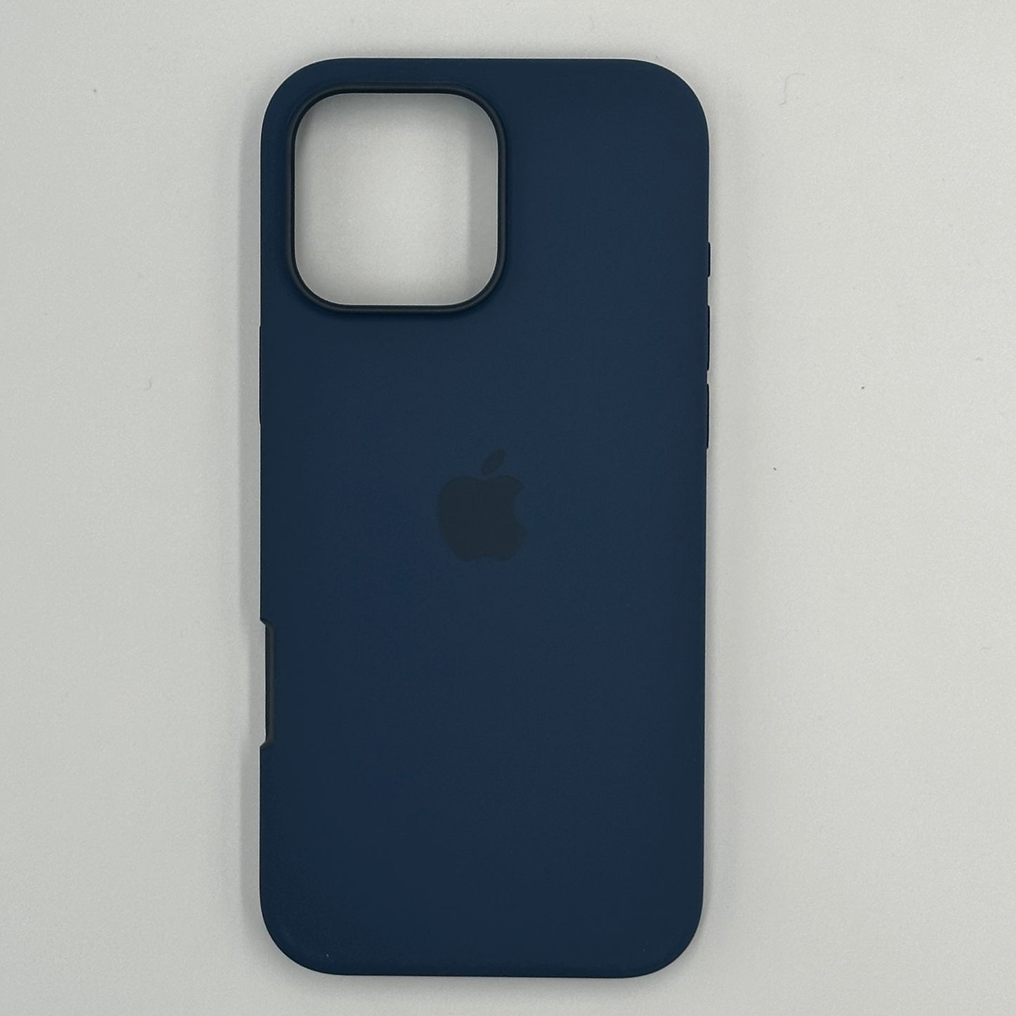 Silicone Case with MagSafe - iPhone 16 , 16 Pro, 16 Pro max and Plus