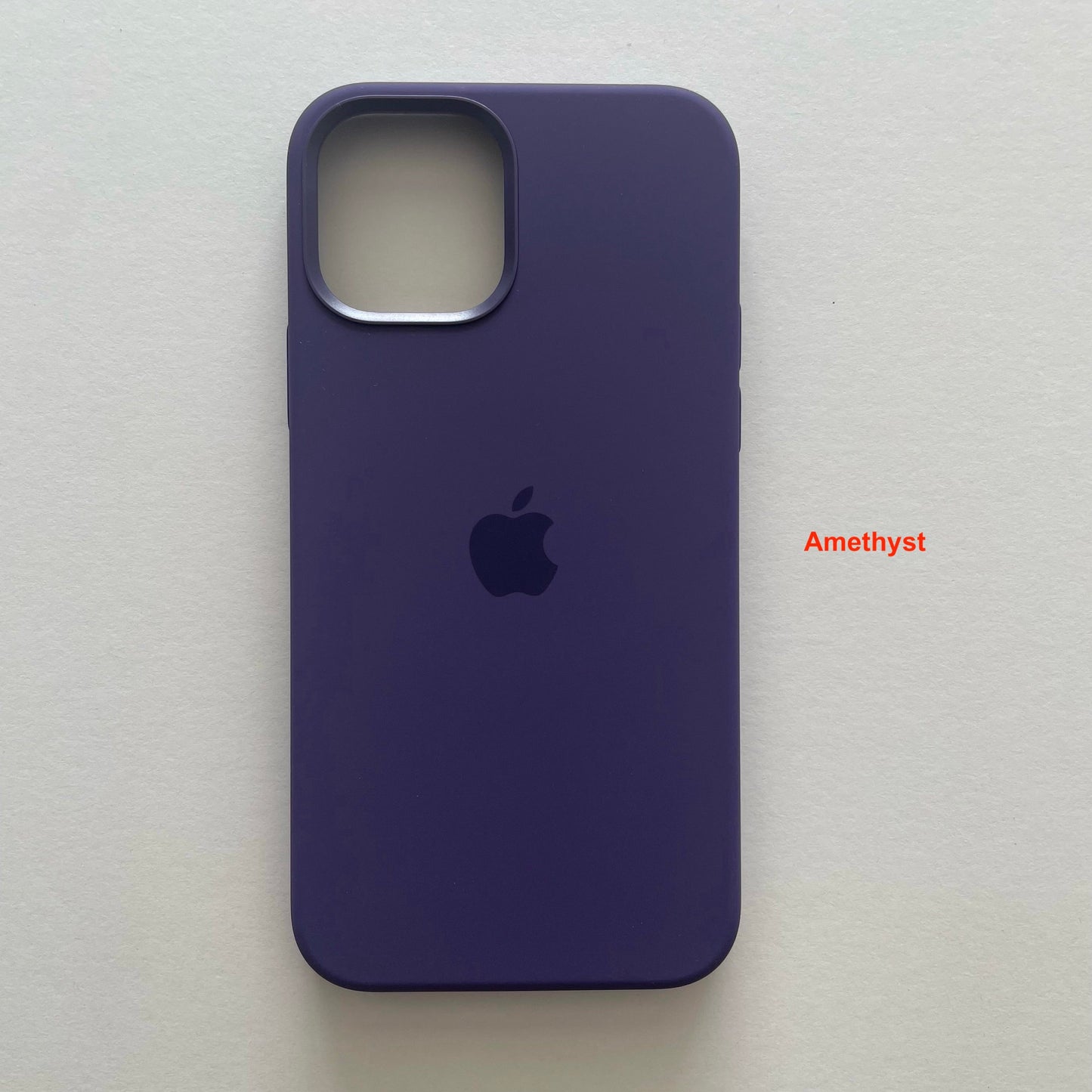 Silicone Case with MagSafe - iPhone 14 Series