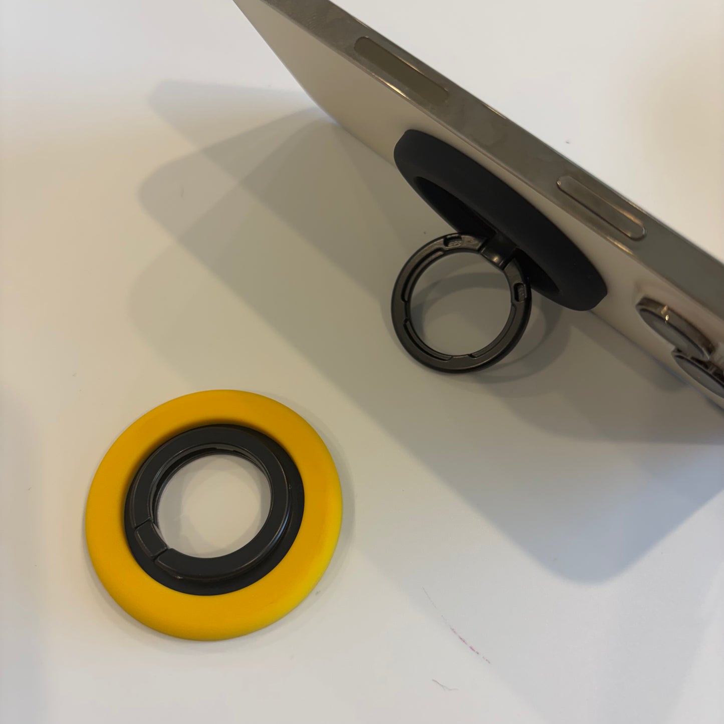 Spigen Nano Pop - Magnetic MagSafe Ring Stand