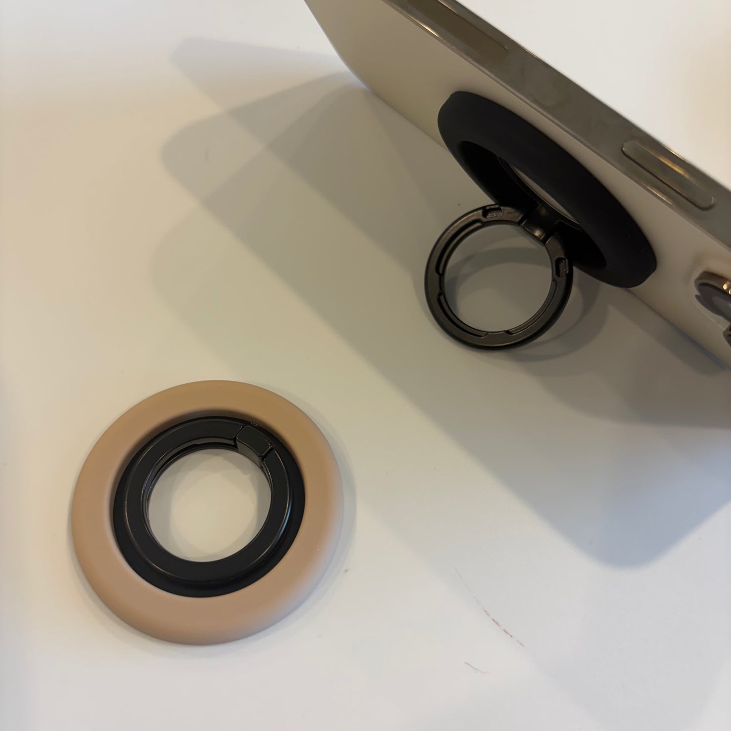 Spigen Nano Pop - Magnetic MagSafe Ring Stand
