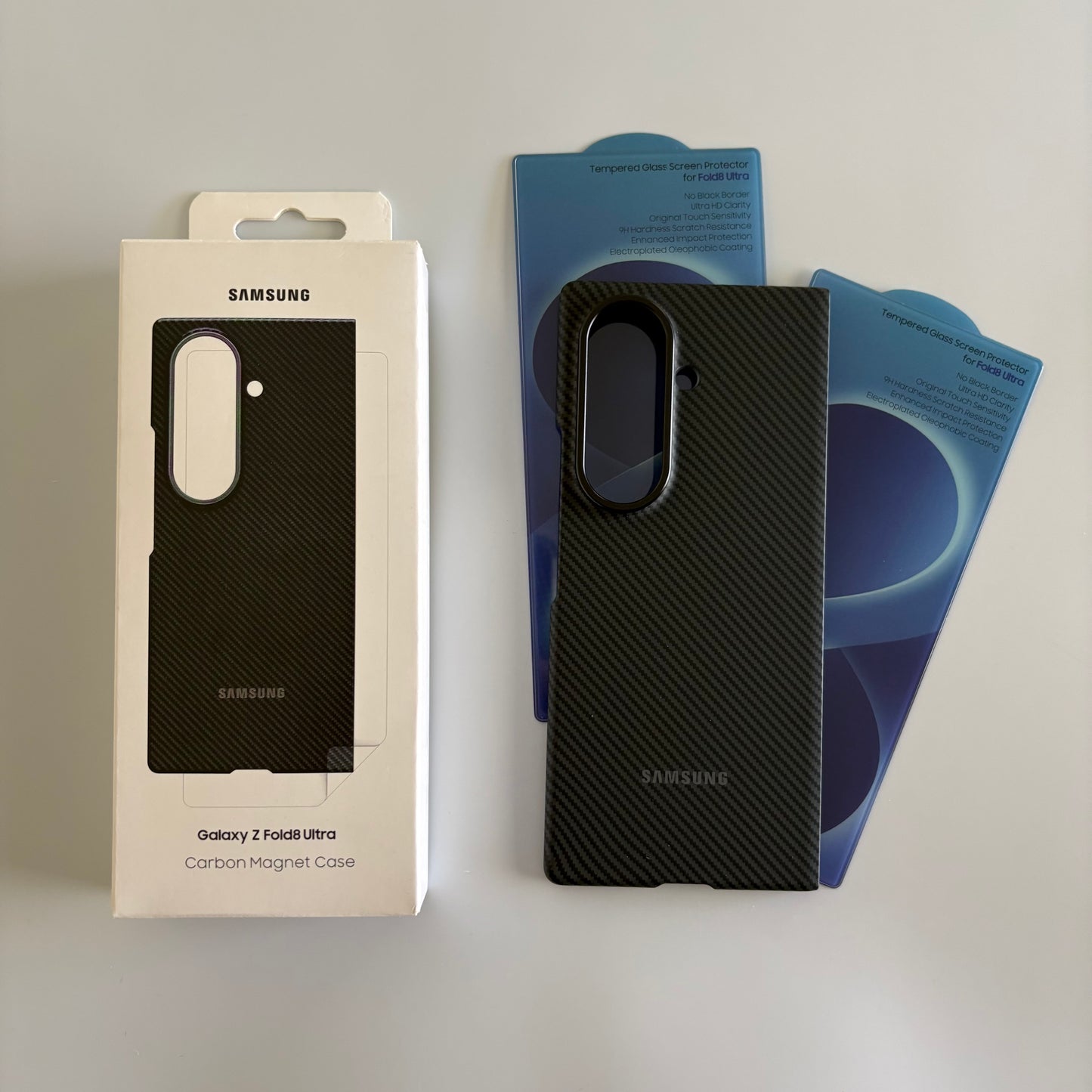 Samsung Carbon Magnet Case - Galaxy Z Fold 8 Ultra + 2x Screen Protectors