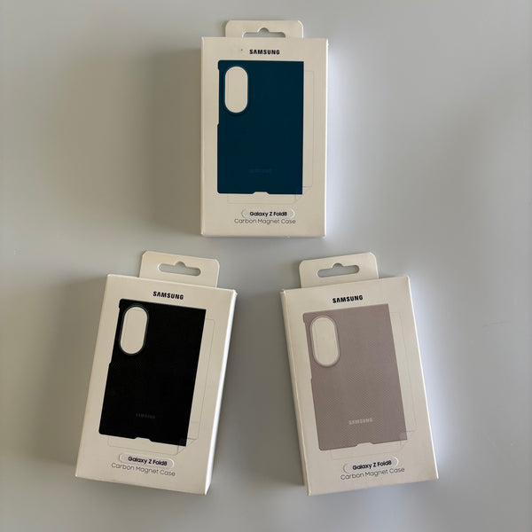 Samsung Carbon Magnet Case - Galaxy Z Fold 8 + 2x Screen Protectors